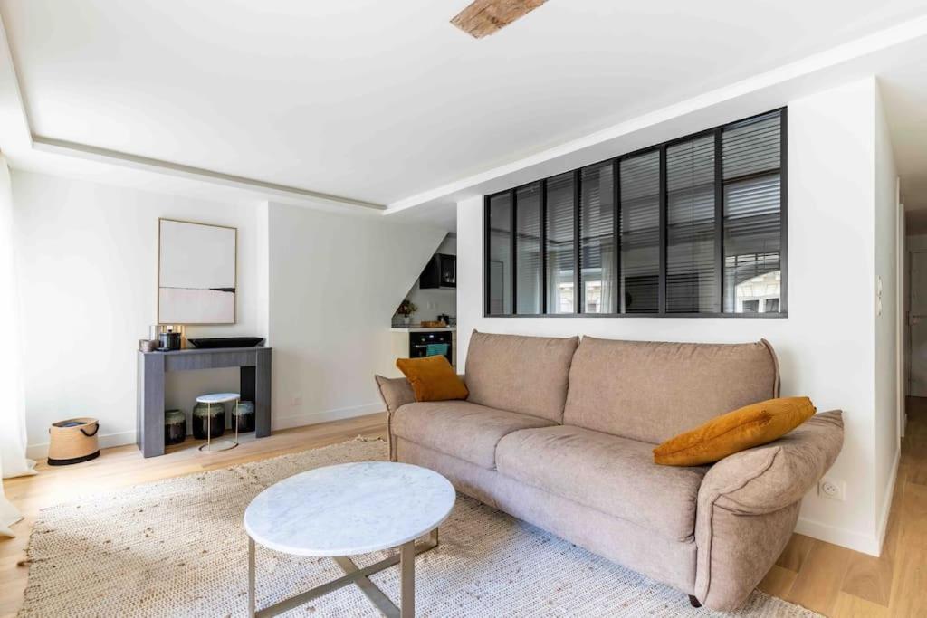 Invalides Palais Bourbon Luxueux 4p Appartement Parijs