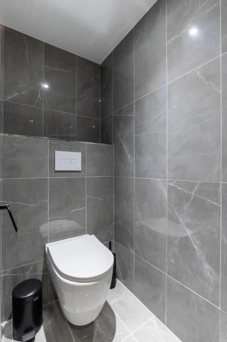 Appartement Invalides Palais Bourbon Luxueux 4p